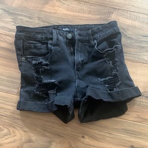 Black AERO shorts size 6